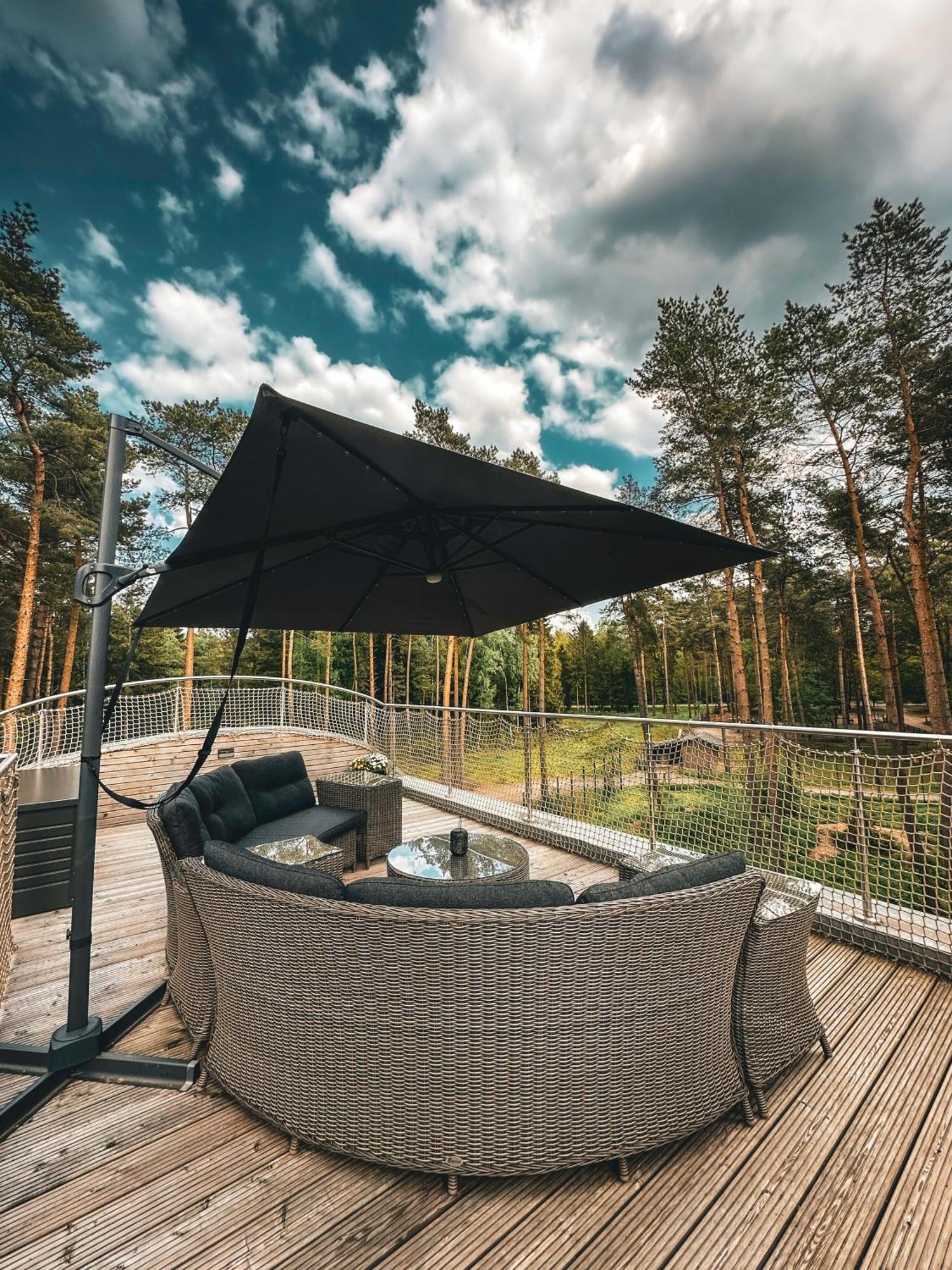 Tree Inn - Das Baumhaushotel Doerverden Екстер'єр фото